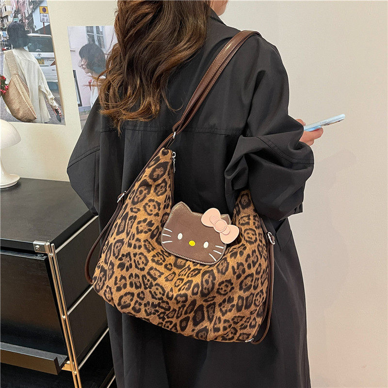 今年流行爆款Hellokitty双肩包包女2025秋新款单肩斜挎手拎托特包,箱包皮具/热销女包/男包,托特包,淘宝优惠券,粉丝福利购,淘宝优惠卷