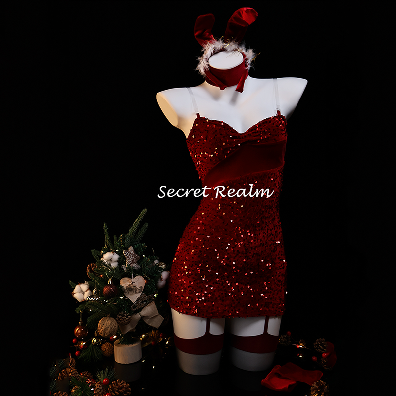 秘境跨年战袍纯欲兔女郎抹胸制服