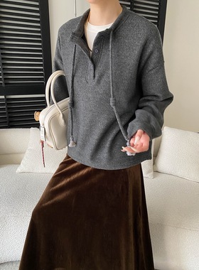 司南 小众设计 美式休闲纽扣半门襟抽绳圆领宽松加绒卫衣 SN8474