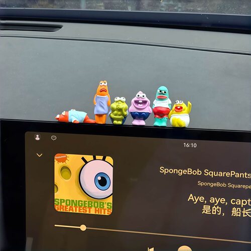 比奇堡居民丑鱼车载摆件中控台屏幕装饰品可爱卡通公仔桌面小摆件