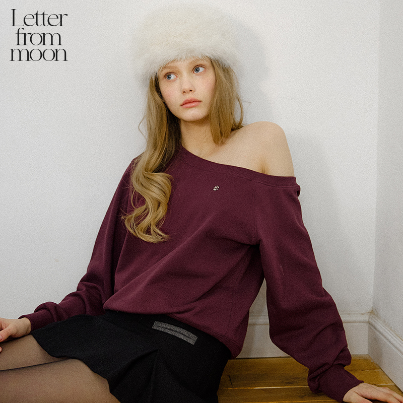 【赵露思同款】Letter from moon斜肩卫衣百搭休闲上衣