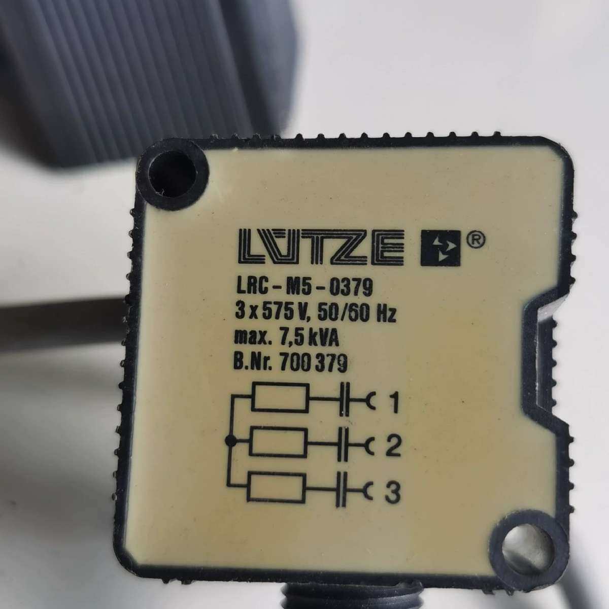 LUTZE吕策LRC-M5-0379滤波器,全新，16个