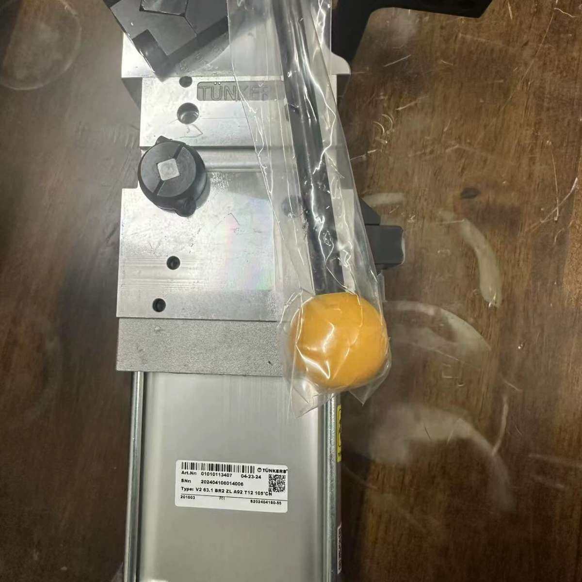 全新德珂斯TUNKERS手动气缸型号V2 63.1 BR2