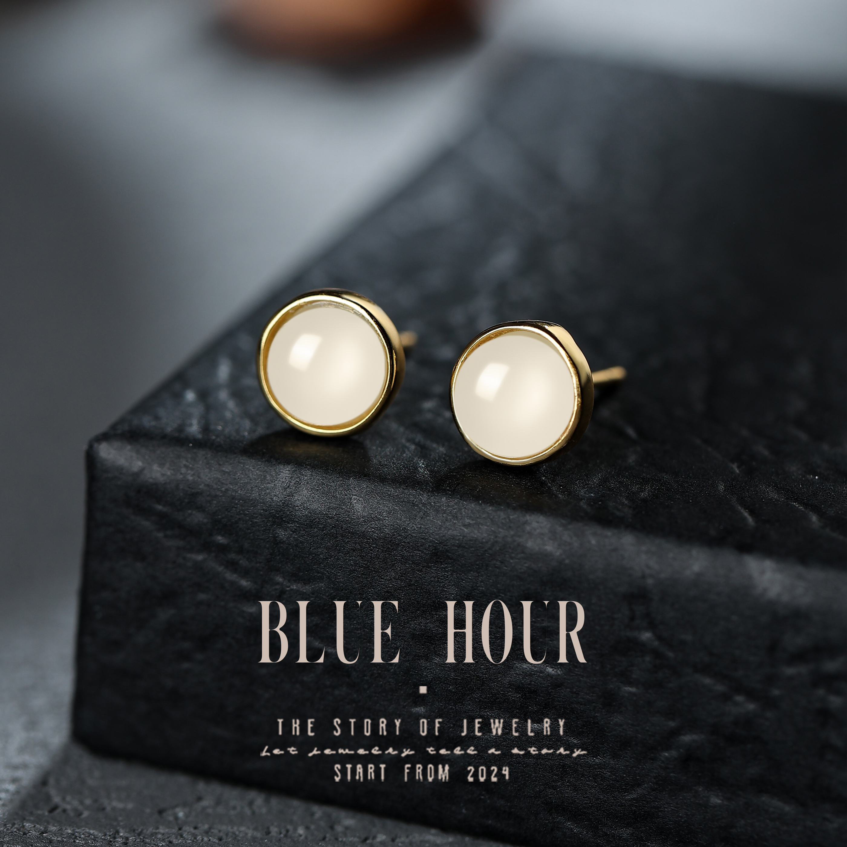 Blue hour天然白玉耳钉女款高级感百搭S925银镀金玉石耳饰送女生