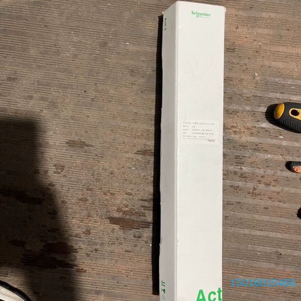施耐德+A9XMZC08+模块，全新+工程剩余，有说明书，包