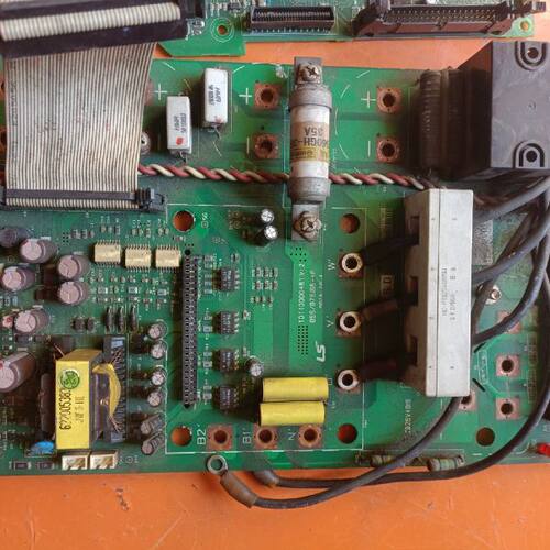 【汇生】拆机二手LG变频器SV055iS5-4N，5.5KW驱动电源【议价】