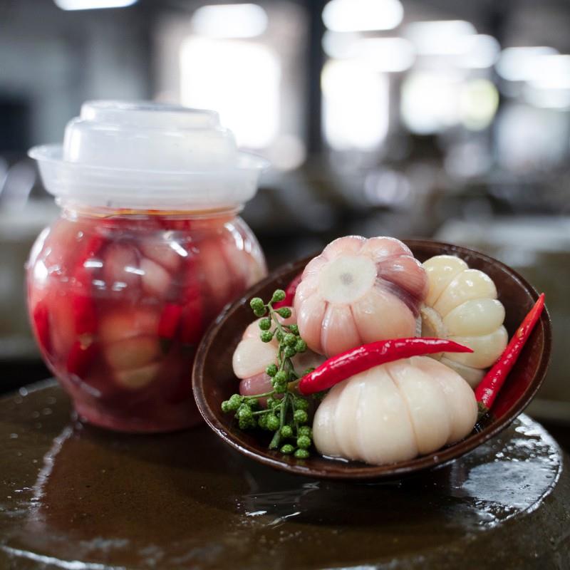 四川什锦泡菜土坛老母水泡酸豆角红心萝卜藠头泡菜子姜下饭菜