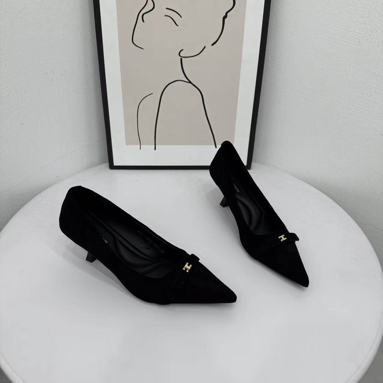 法式气质绒面温柔风单鞋女2026春新款尖头浅口细跟中跟气质高跟鞋,女鞋,勃肯鞋/软木鞋,淘宝优惠券,粉丝福利购,淘宝优惠卷