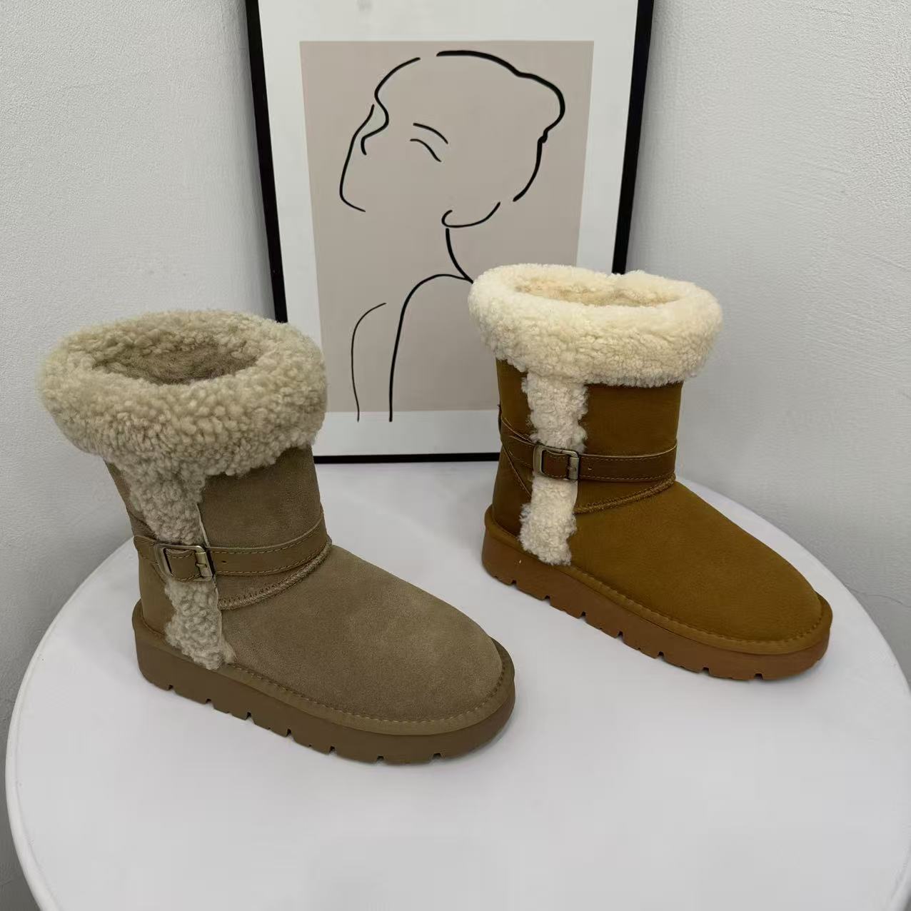 真皮毛绒雪地靴女2025冬季新款保暖加厚中筒皮带扣羊羔毛东北棉靴