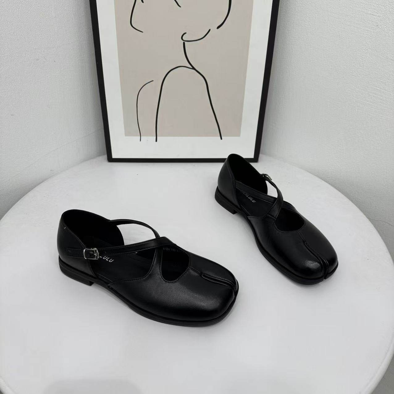 一字扣带潮流复古风分趾玛丽珍单鞋女2026春季新款平底浅口小皮鞋,女鞋,勃肯鞋/软木鞋,淘宝优惠券,粉丝福利购,淘宝优惠卷