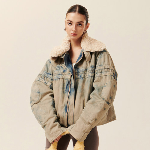 做旧短款牛仔廓形羽绒服温暖复古