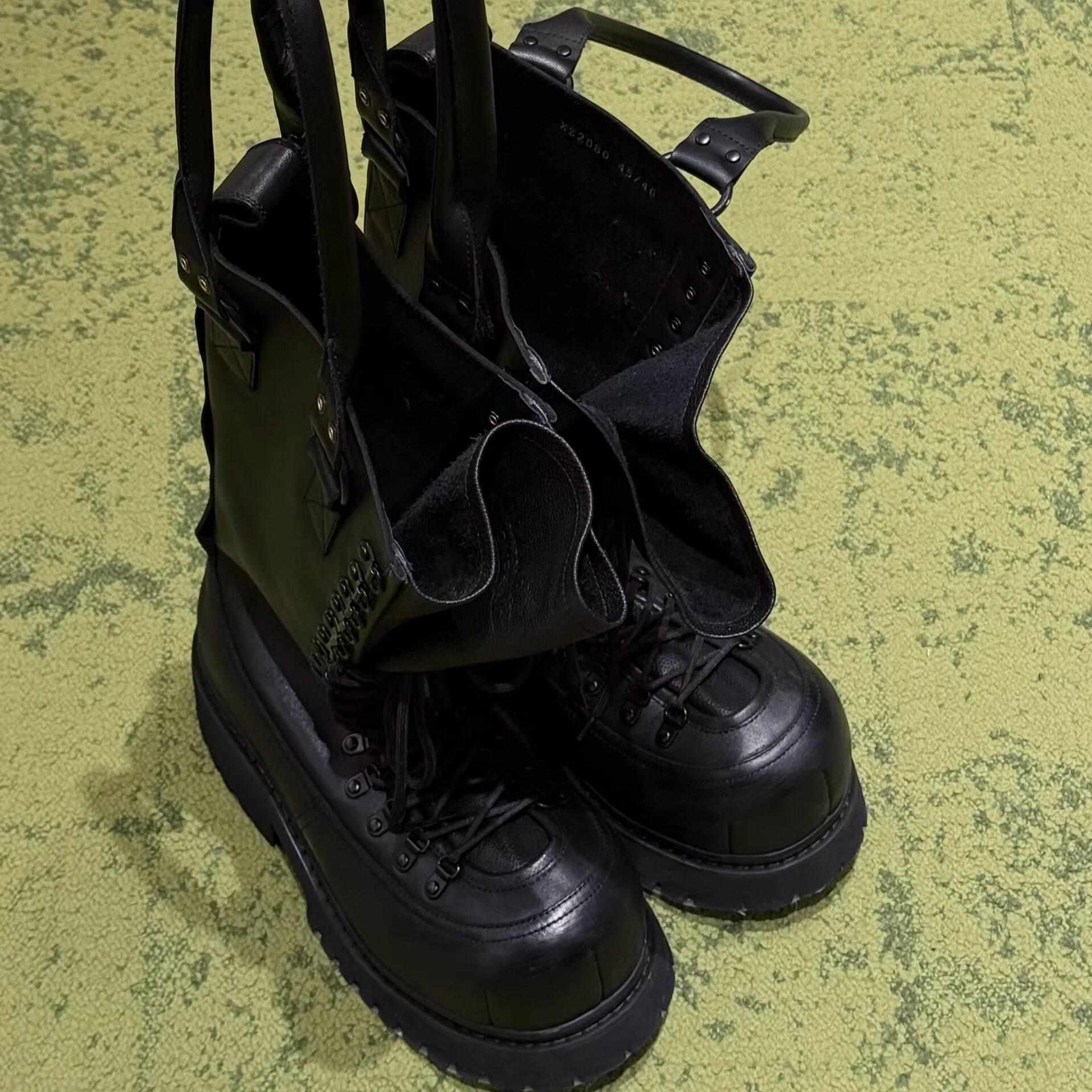 暗黑复古马丁靴男女厚底高筒朋克工装皮靴绑带机车靴手提式骑士靴