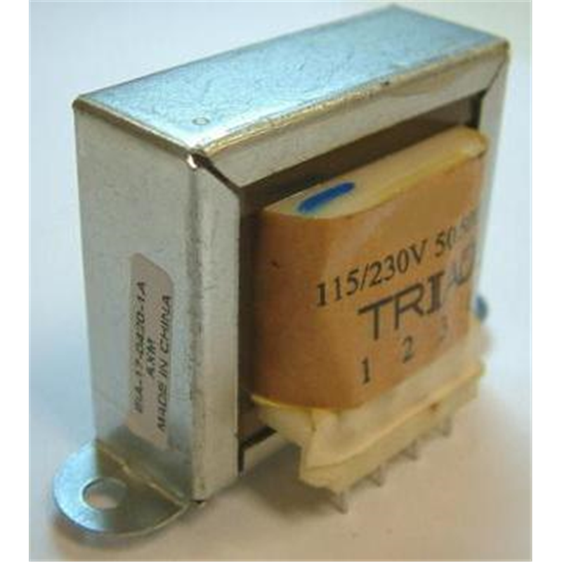 F-3152XP《Power Transformers 7.5VA 15V CT @ 0.5A PC Mount》