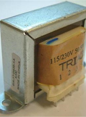 F-3152XP《Power Transformers 7.5VA 15V CT @ 0.5A PC Mount》