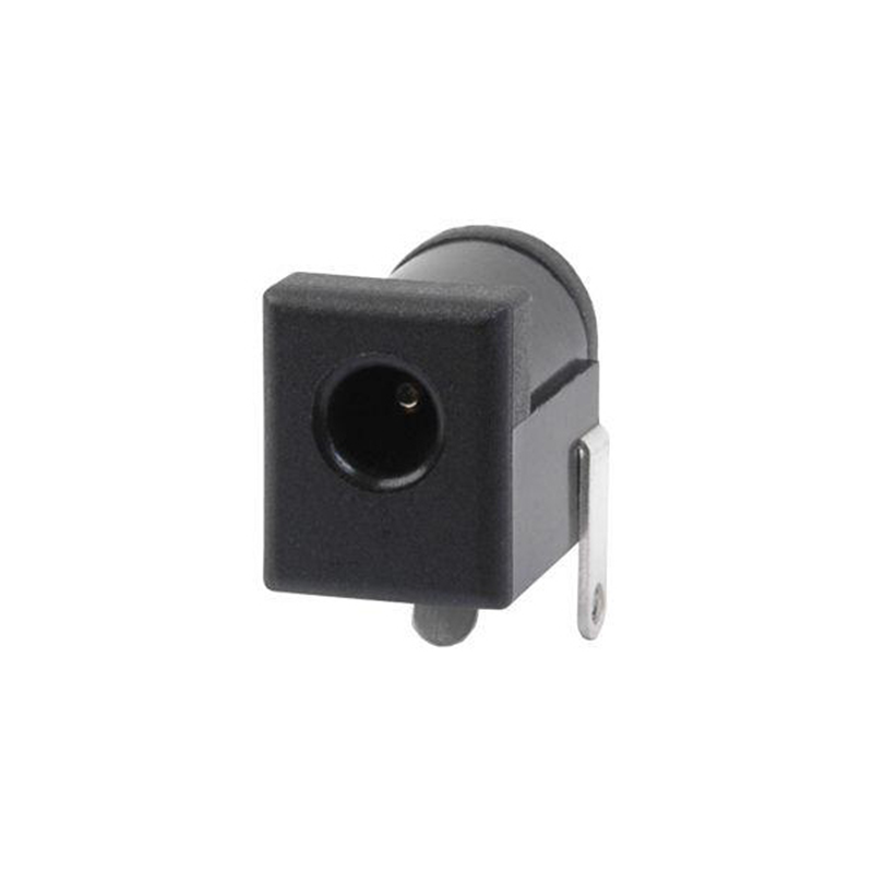PJ-017DH《power jack, 1.3 x 3.8 mm, horizontal, through h》