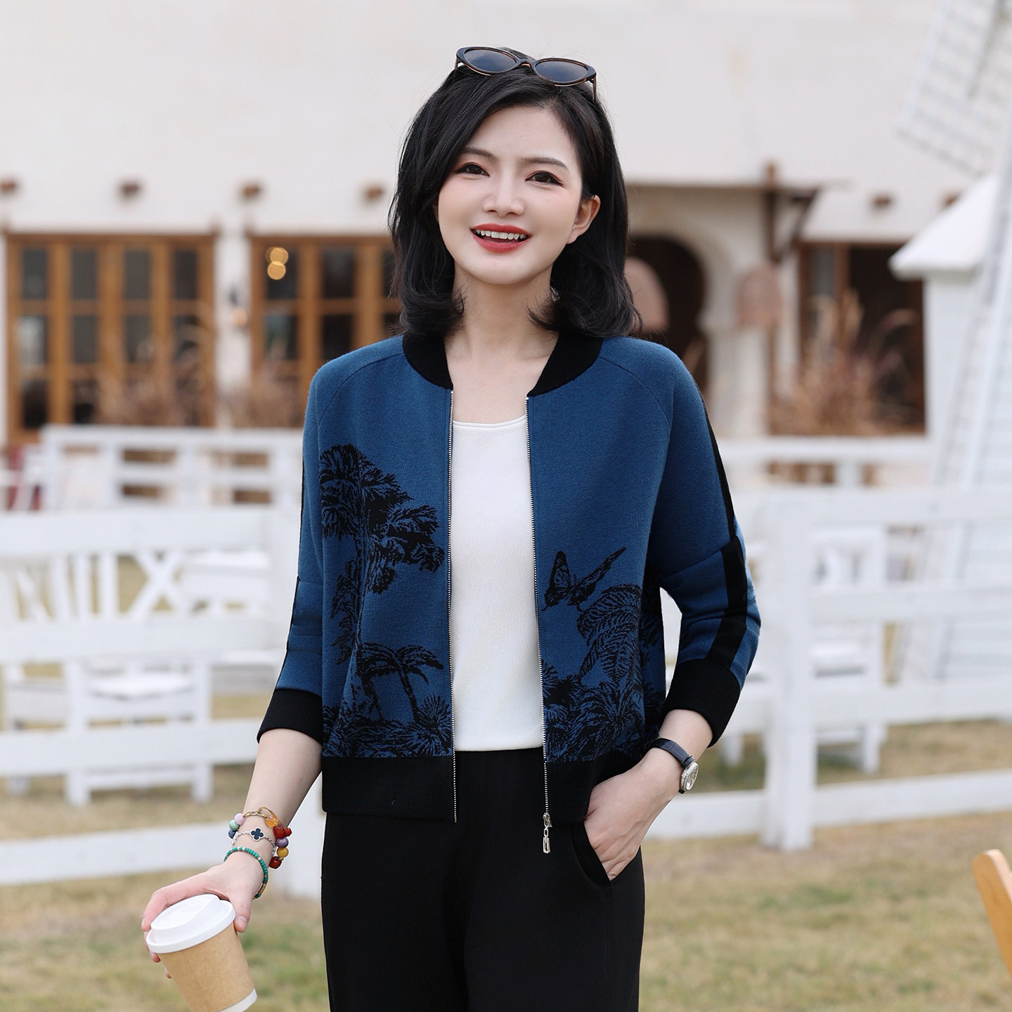 春季立领定位花针织棒球服女