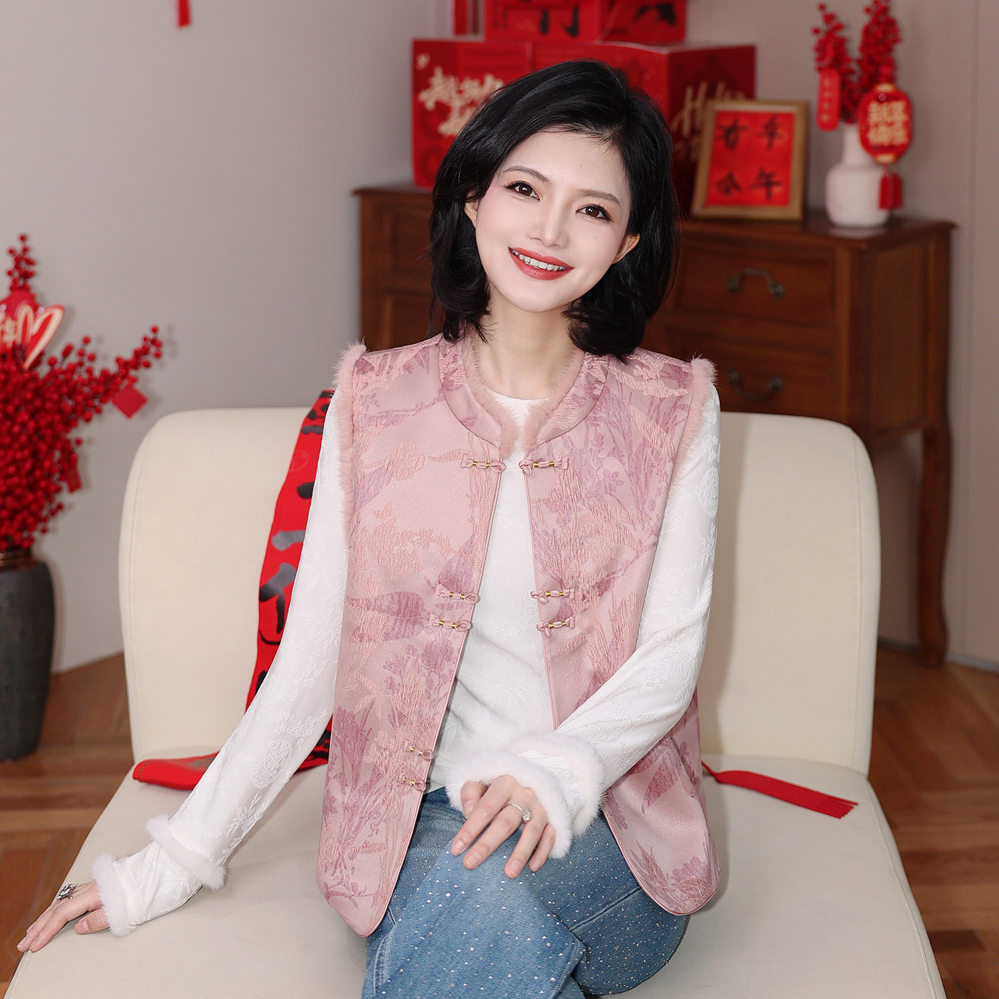 【新年穿搭】枫竺水貂毛提花国风马甲女冬季短款无袖坎肩背心外套,女装/女士精品,马夹,淘宝优惠券,粉丝福利购,淘宝优惠卷