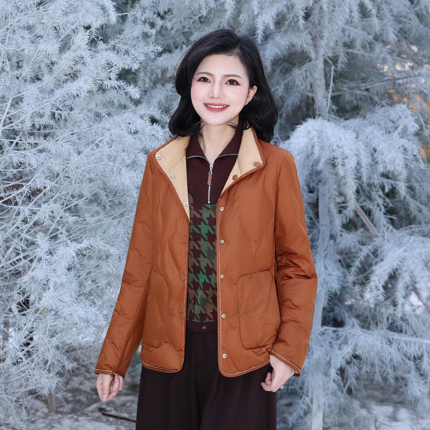 95白鹅绒立领轻薄短款羽绒服外套