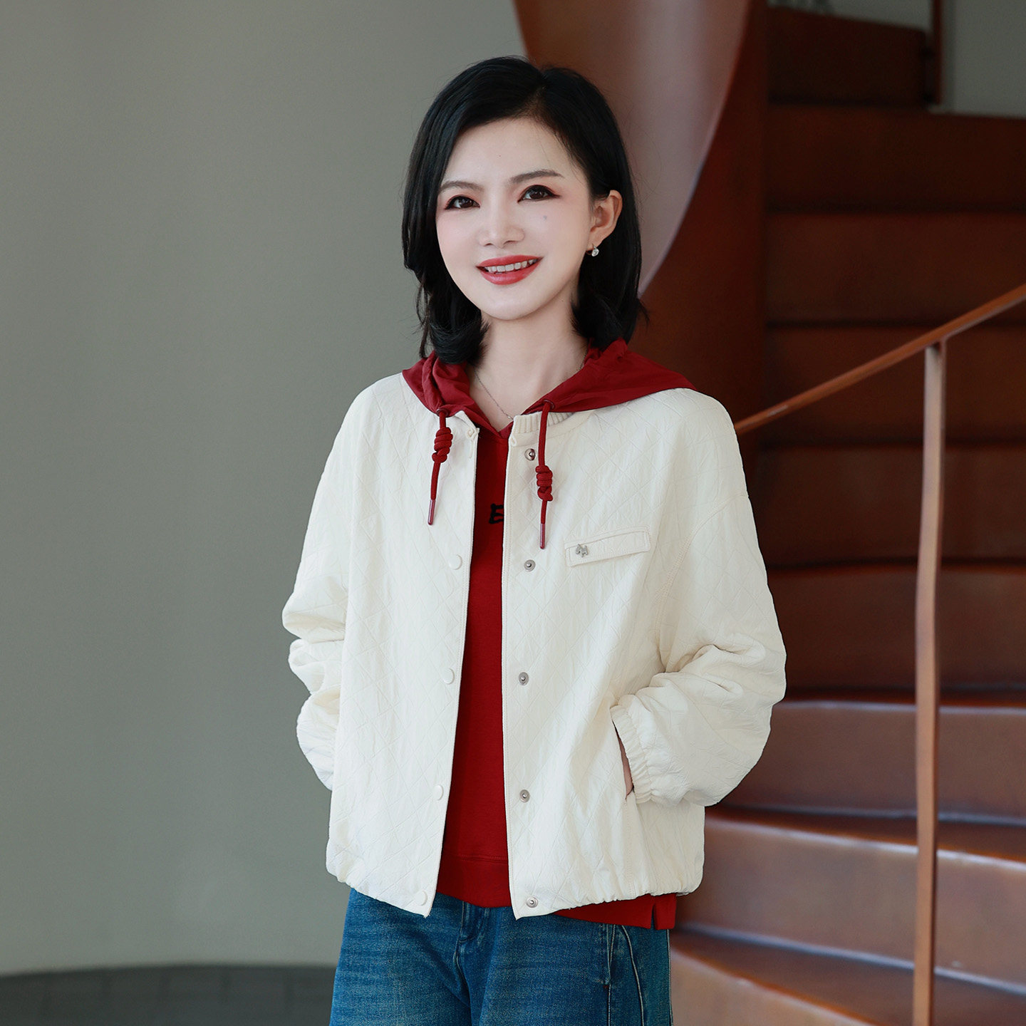 纯色菱格夹棉轻薄短款外套女