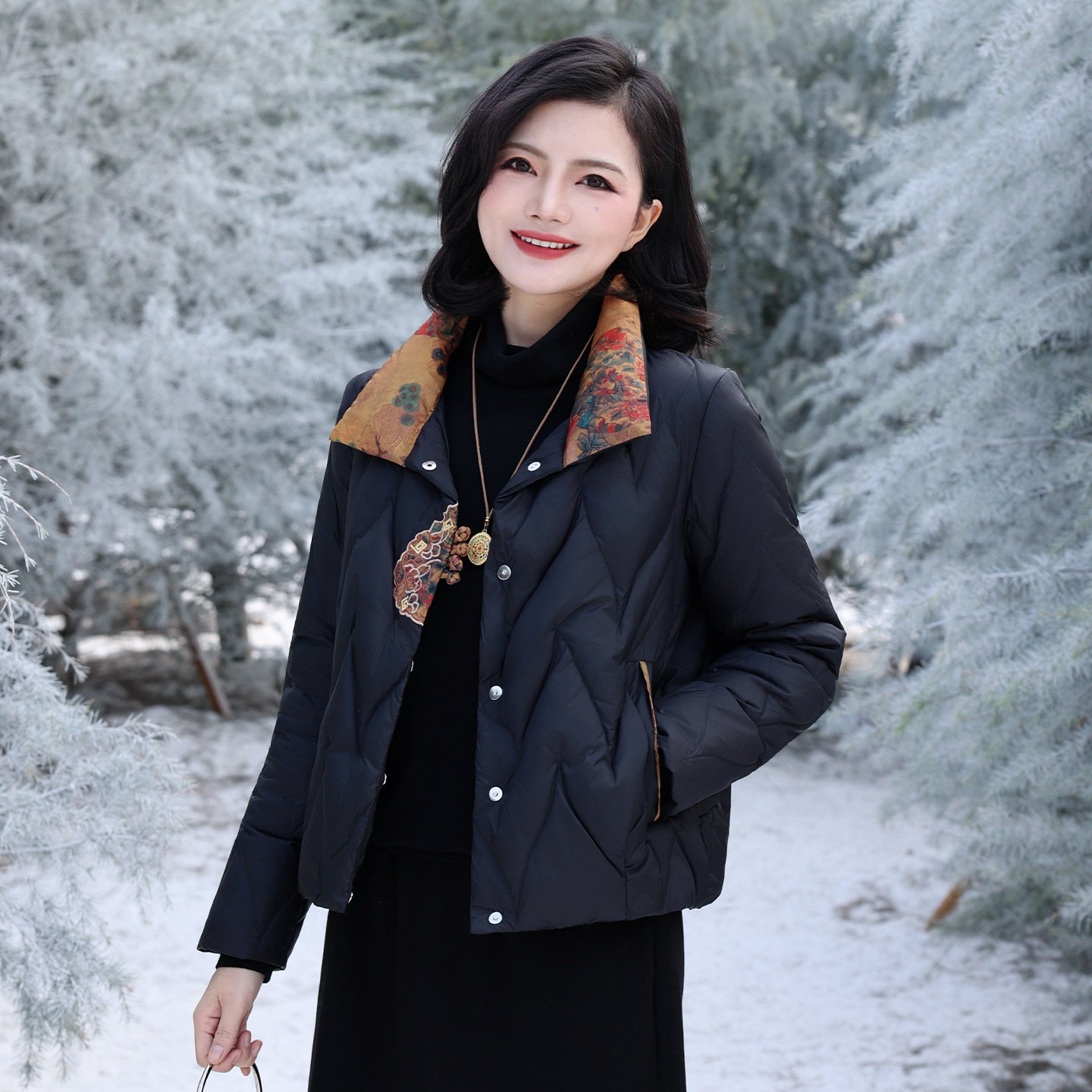 枫竺新中式国风印花立领90白鸭绒羽绒服外套女短款2025冬季新款,女装/女士精品,羽绒服,淘宝优惠券,粉丝福利购,淘宝优惠卷