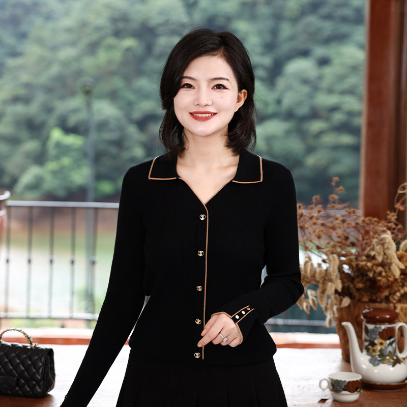 V领撞色压边长袖针织衫女秋