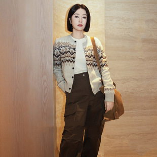 秦岚同款2025冬季新款女装针织圆领费尔岛毛衣开衫外套MBE4CART09
