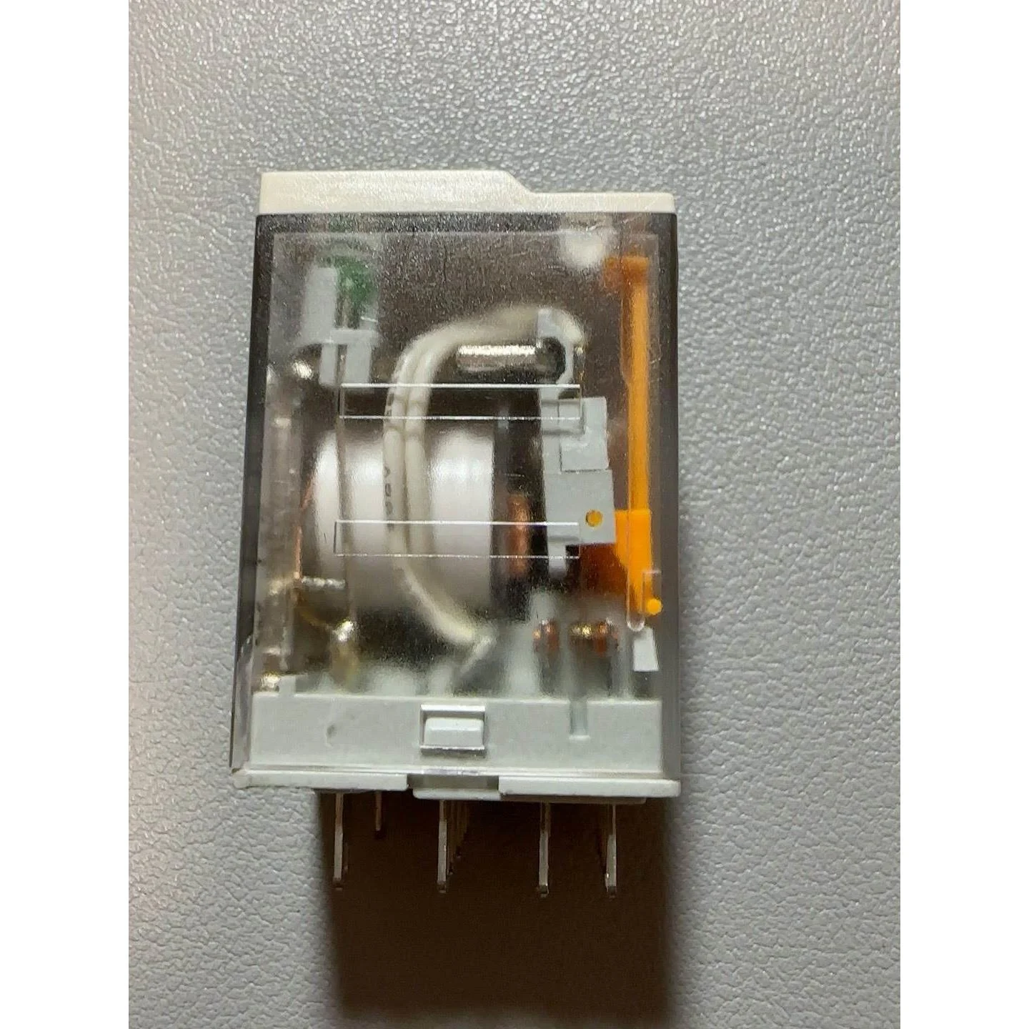 非标价施耐德全新RXM4LB2F7,数量8个，单价13.9元议价