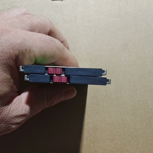 非标价TSXMRPC001M内存卡2张，法国原装PL7 25议价