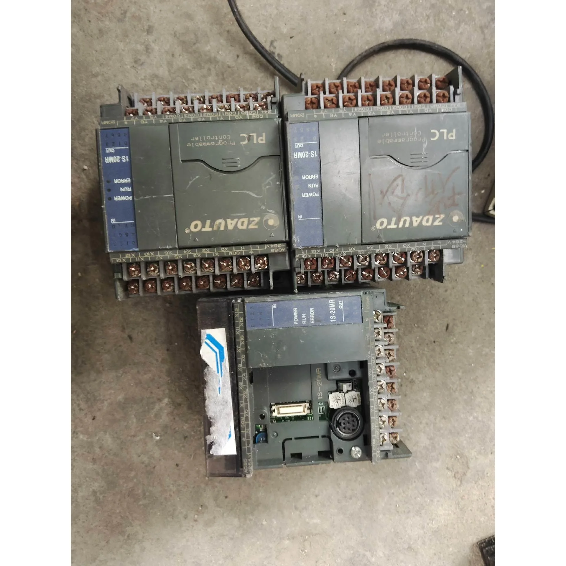 非标价AX1S-14 有两个 AX1S-20MR-E 拆机四个智议价