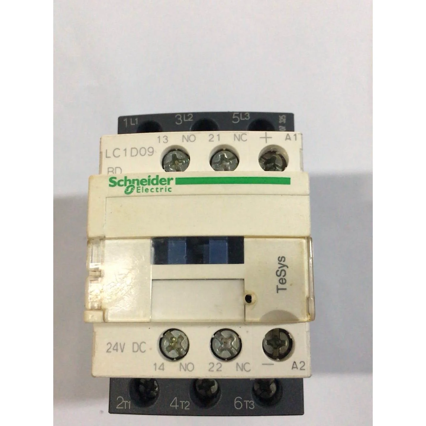 非标价二手施耐得LC1D09 DC24V议价