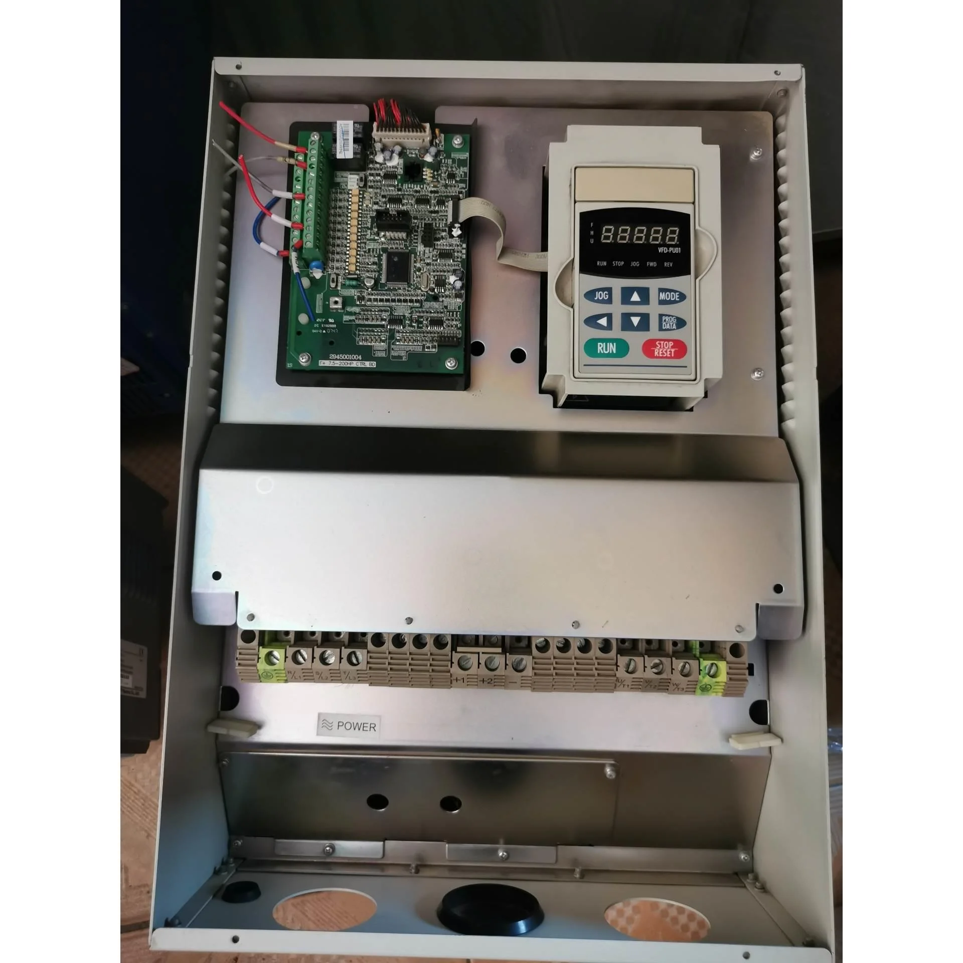 非标价品牌台达F，37KW，2000元，成色如图，需要的联系我或留议