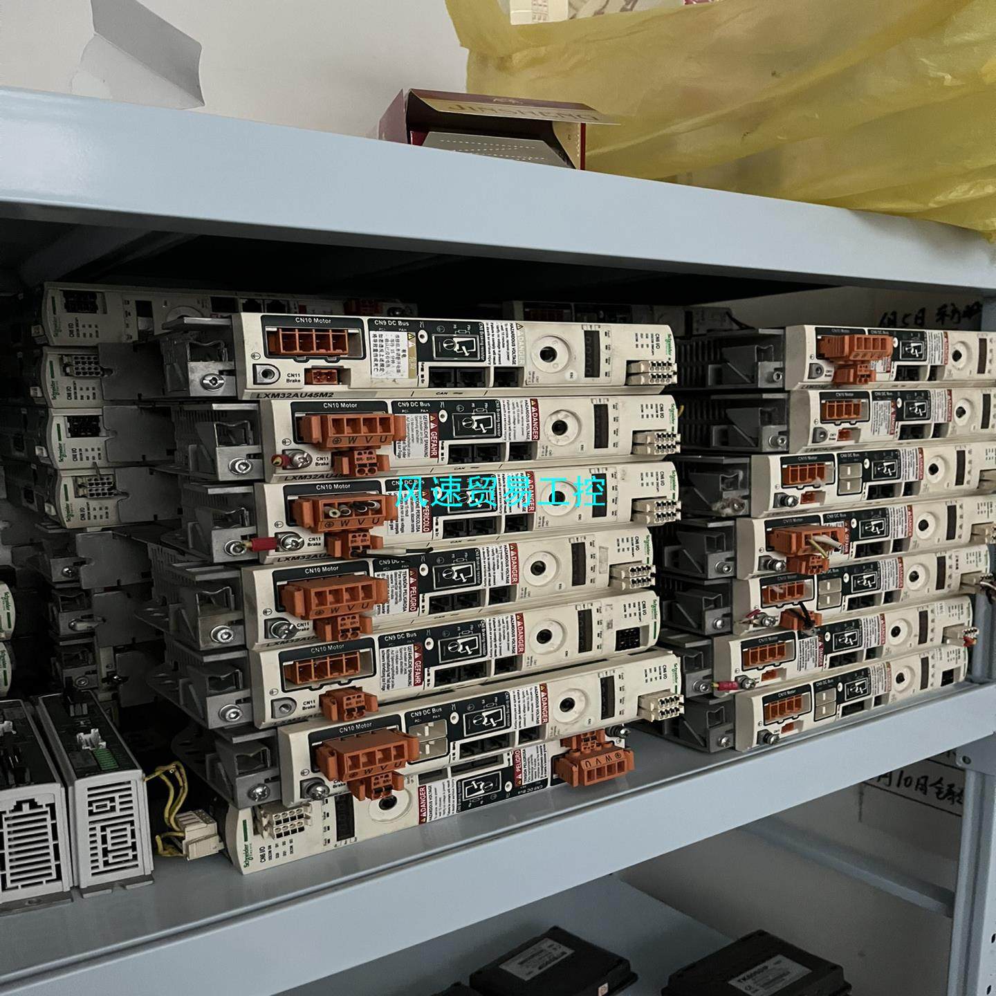 非标价大量现货 拆机施耐德驱动器LXM32AU45M2议价