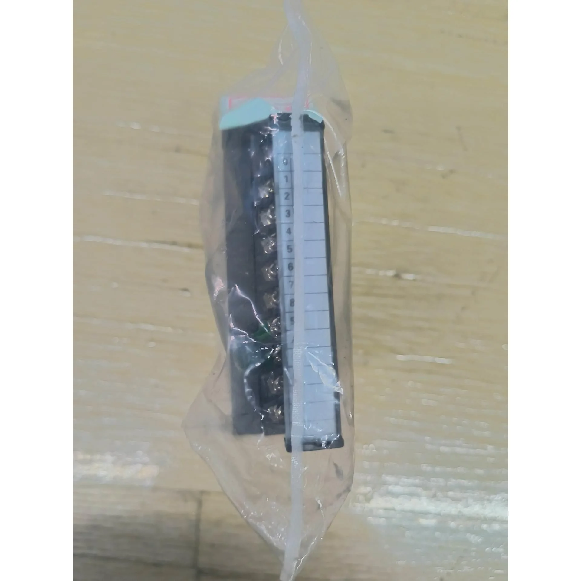 非标价全新三菱Q系列PLC 温度控制模块 Q64TCTT 原装正品议价