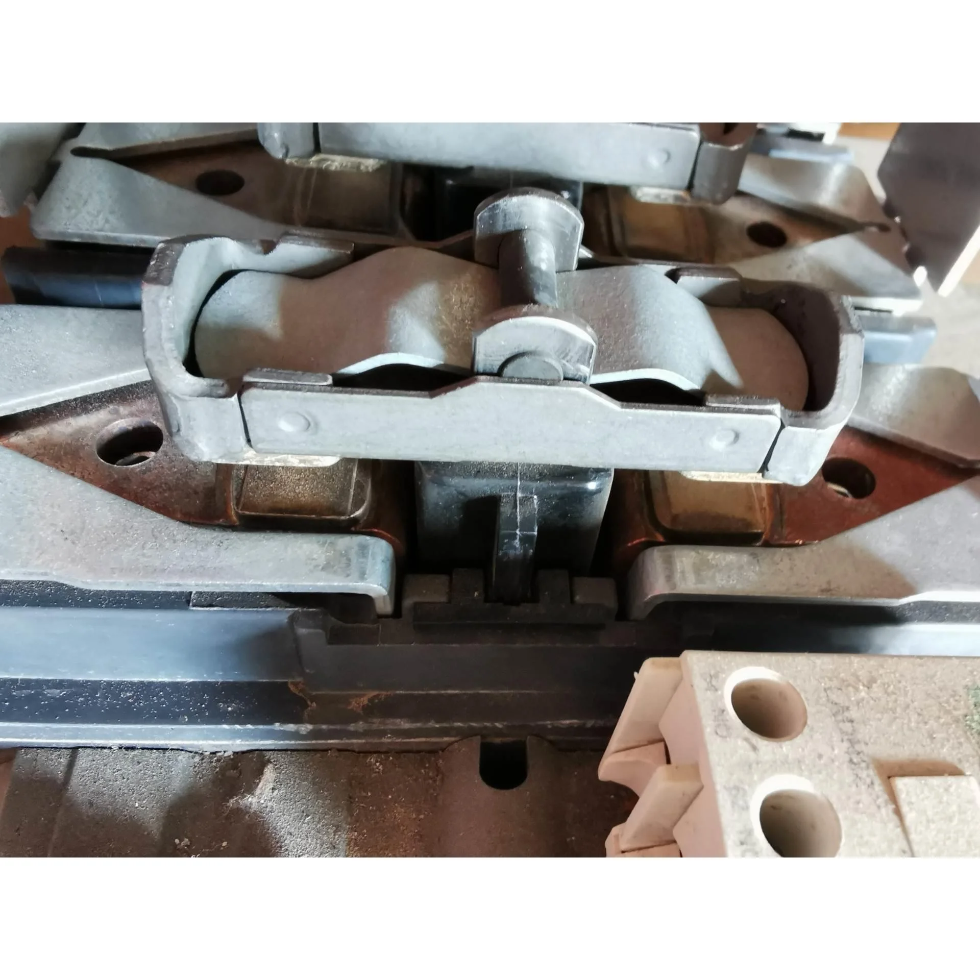 非标价品牌施耐德LCID475，220伏，1700元，成色如图需要议价