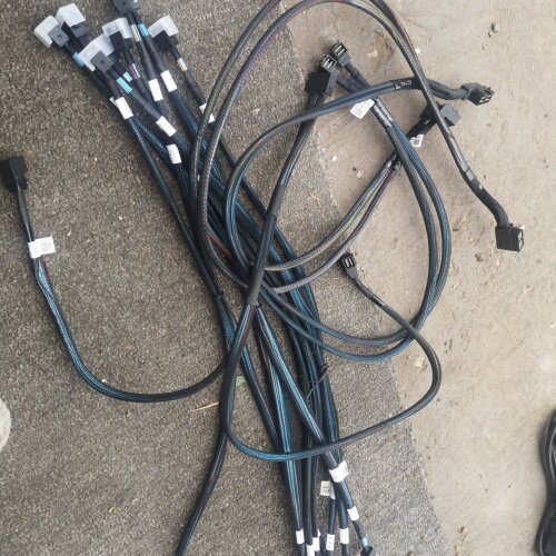 询价Mini SAS HD SFF-8643（双口连体）阵列卡到议价