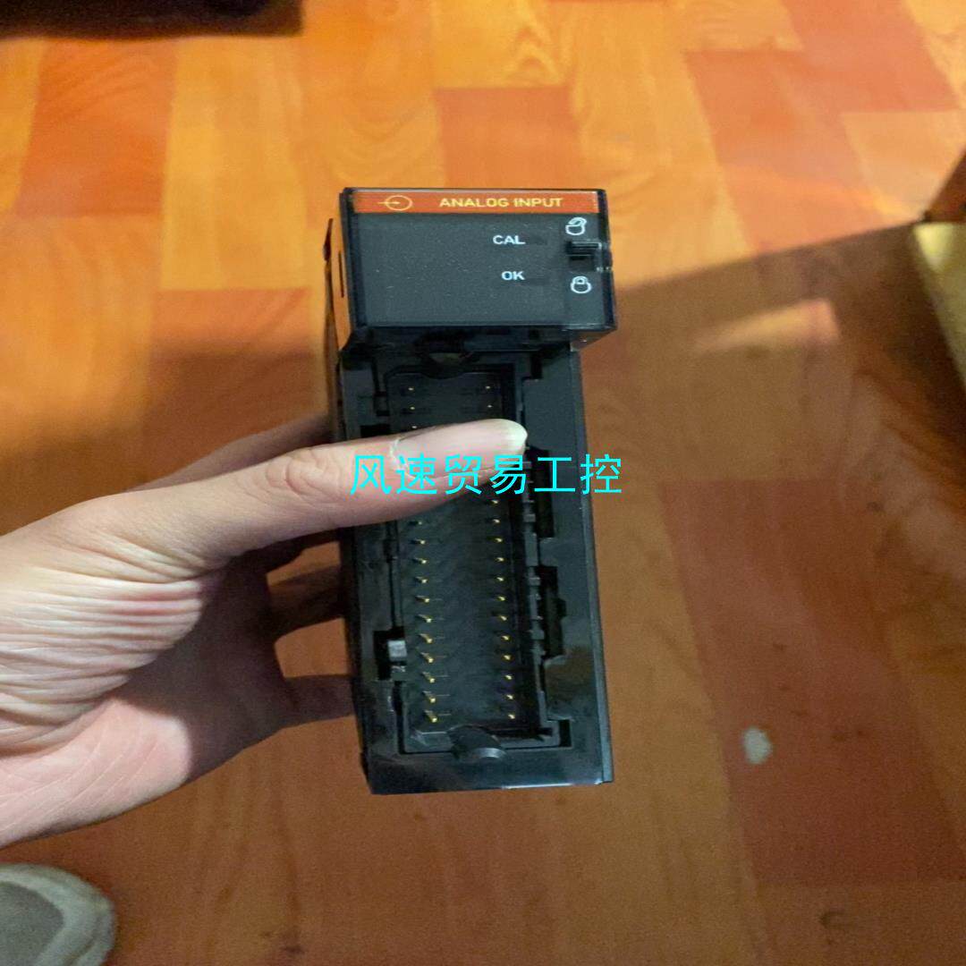 非标价工业可编程控制器圆孔ab模块1756-IF16模拟量输入黑色议价