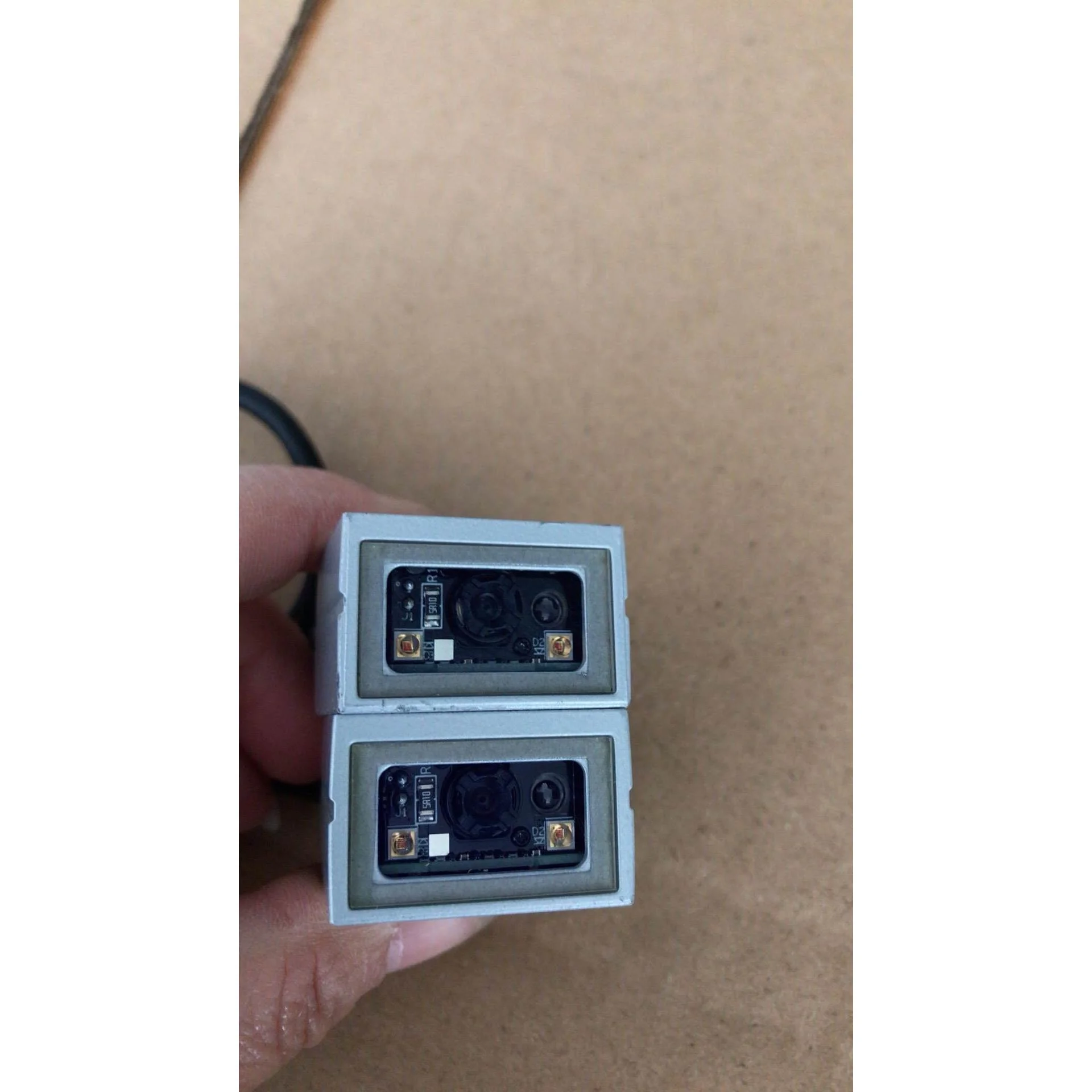 非标价DCR55M2/R2 德国Leuze劳易测固定式一维码二维码议价