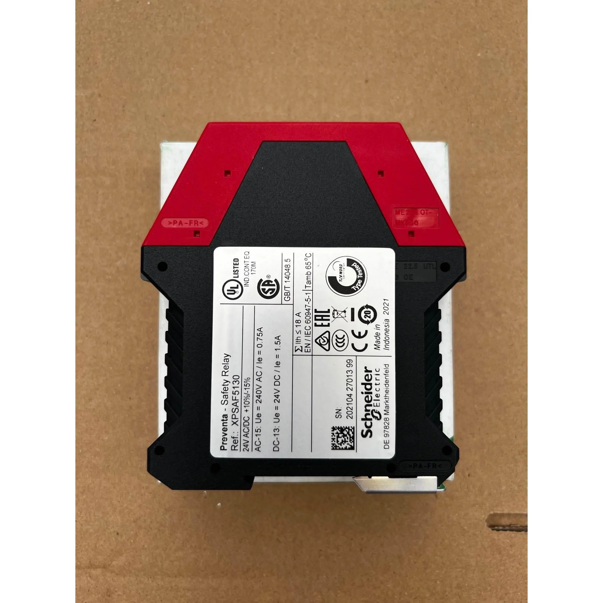 非标价XPSAF5130 施耐德安全继电器，全新带包装，链接实图，议价