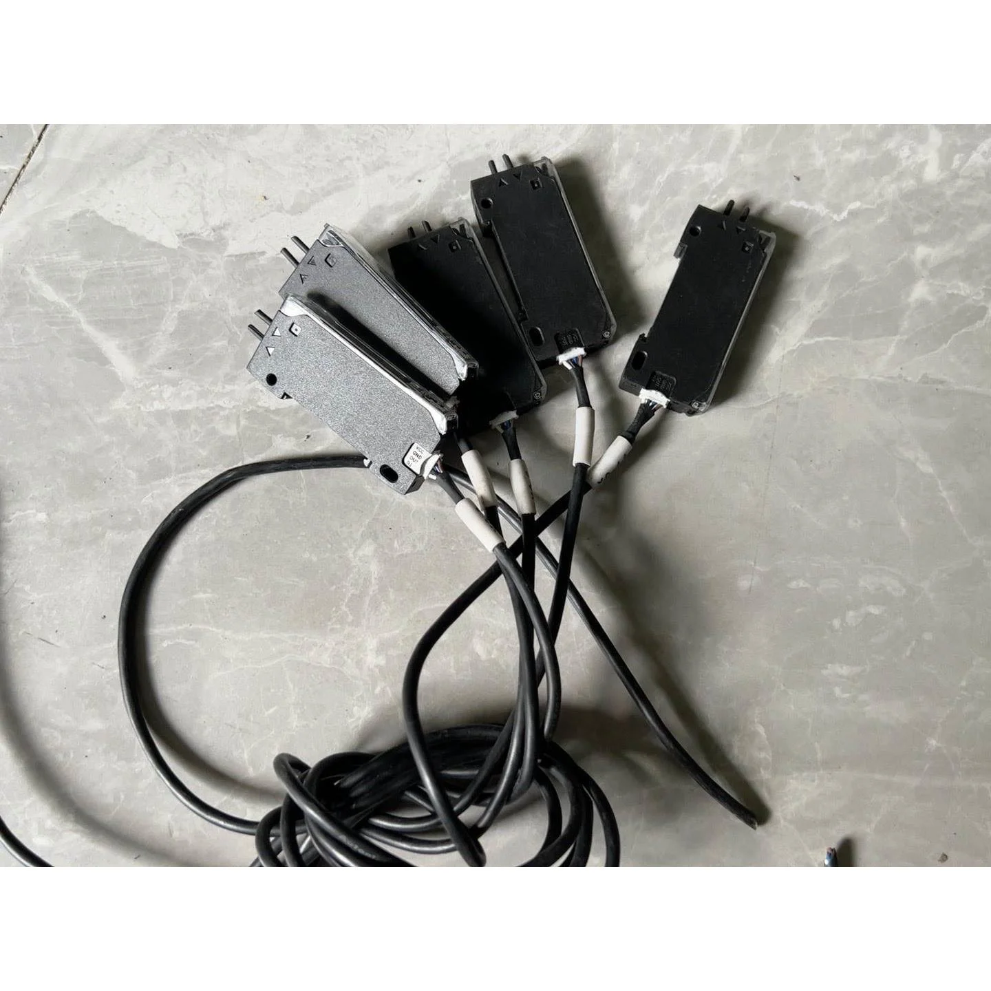 非标价Autonics奥托尼克斯BFX-D1-N光纤放大器，正品拆议价