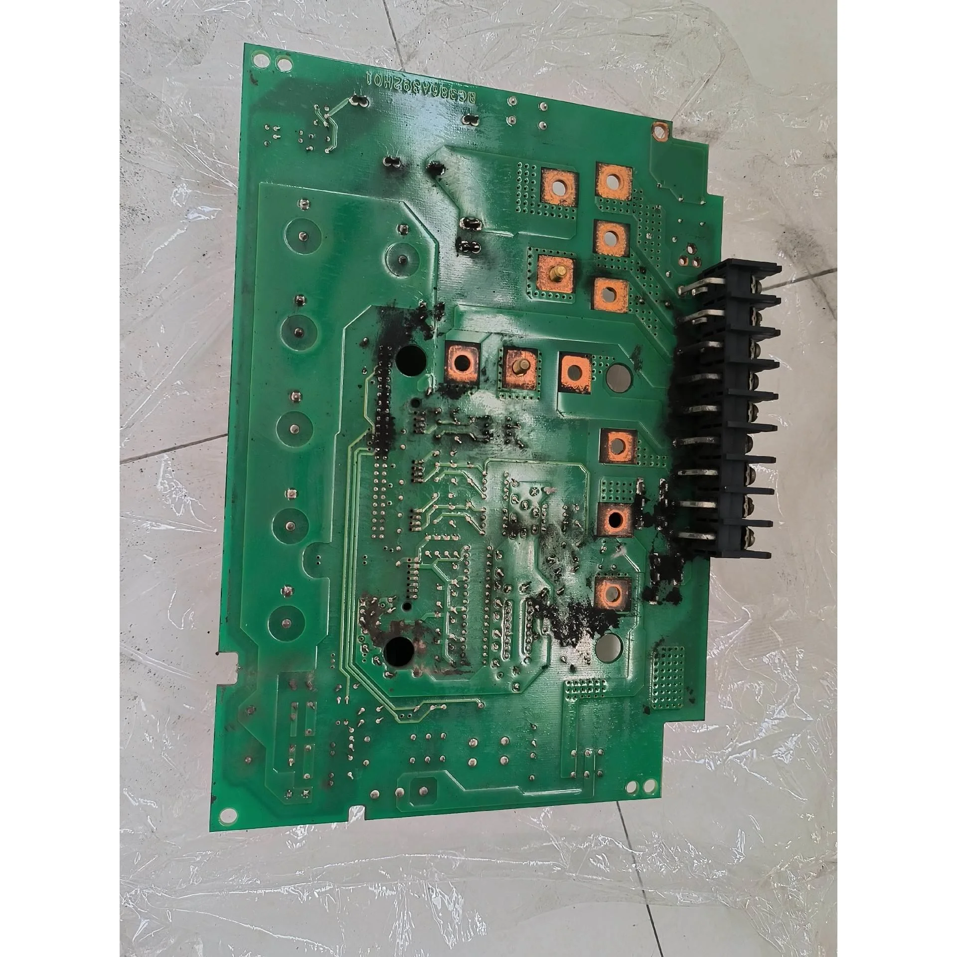 非标价三菱伺服控制器驱动板，型号：J2S-P32A，拆机件，成色较议