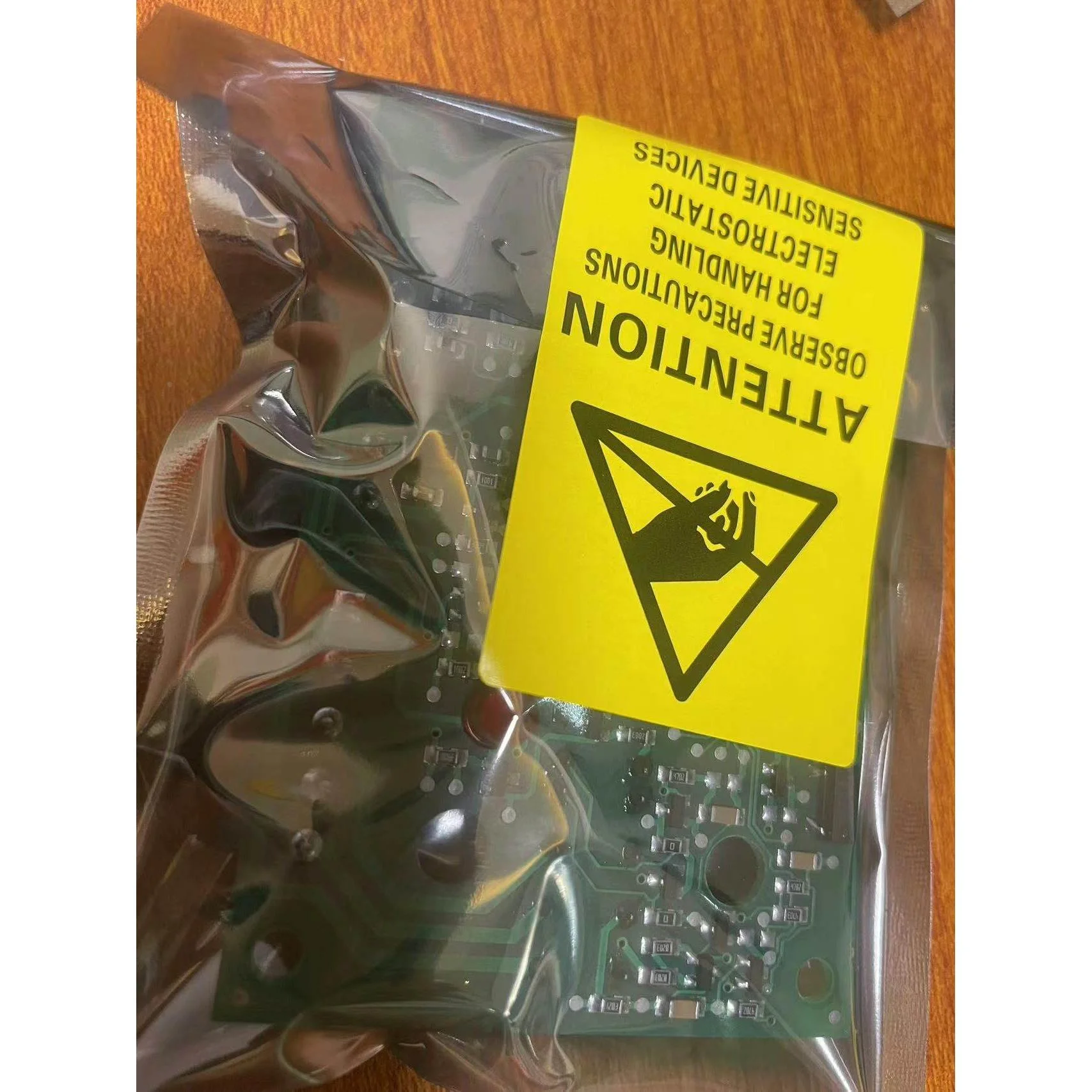 非标价泰科 火警继电器模块 型号RIM800 Relay mod议价