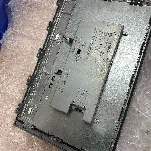 非标价触摸屏6AV6 643-0DD01-1AX1成色好 6议价