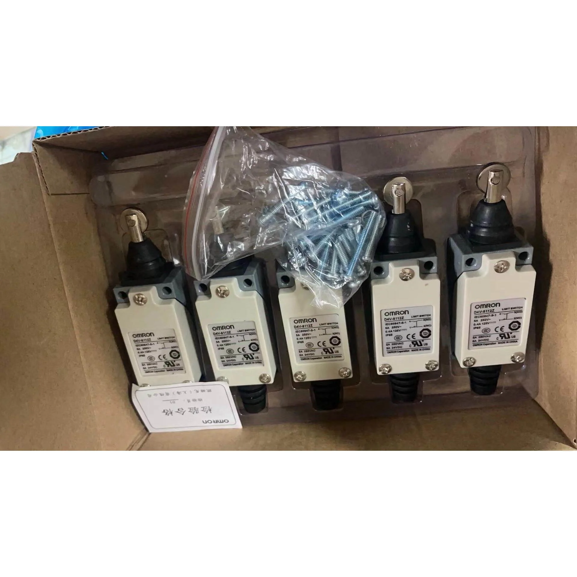 非标价欧姆龙D4V-8108SZ-N，D4V-8104SZ-N，D议价