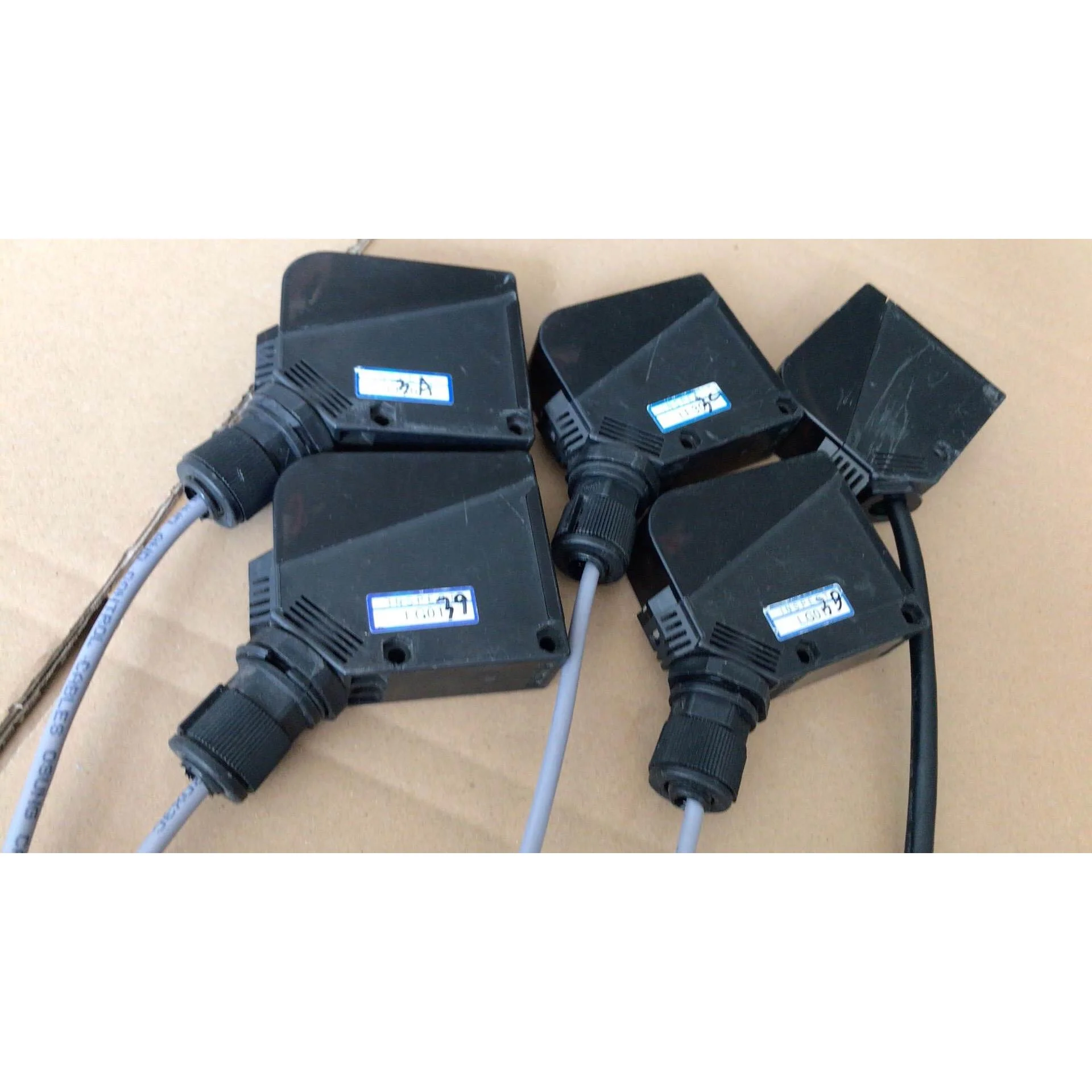 非标价Autonics奥托尼克斯BX700-DFR漫反射型光电开关议价