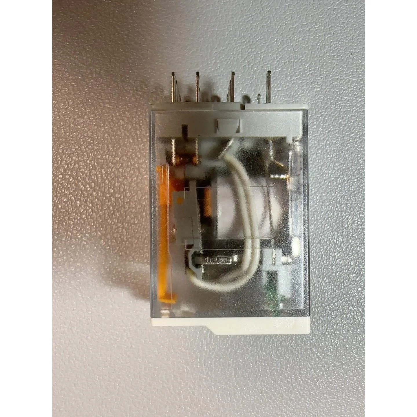 非标价施耐德全新RXM4LB2B7,数量318个，单价13.63元议价