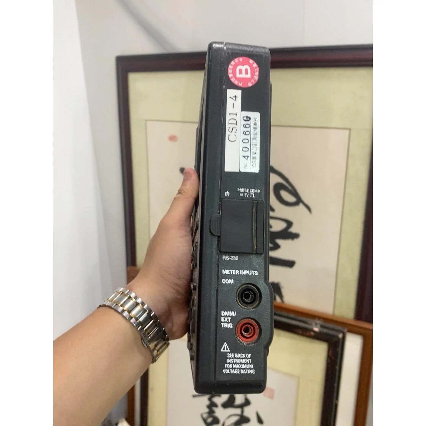 非标价Tektronix泰克手持示波器THS730A，屏幕老化 配议价