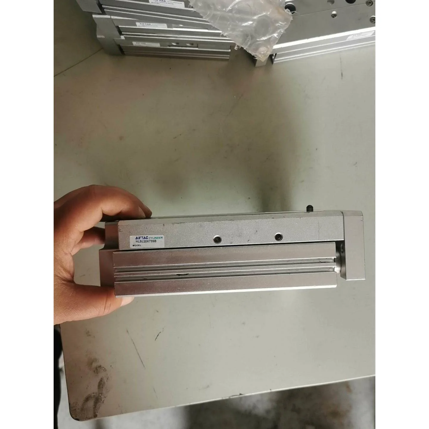 非标价拆机HLSL20X75SB亚德客精密滑台气缸，数量一个 实议价