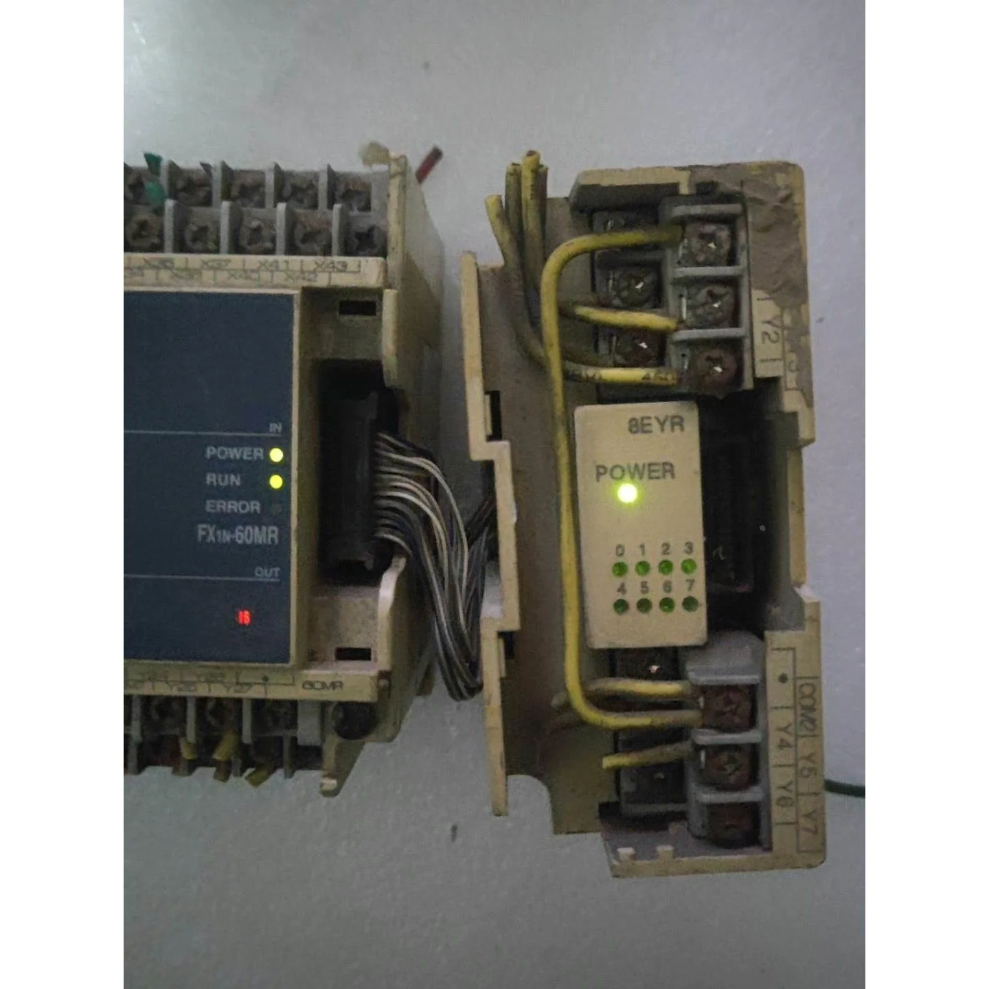 非标价原装三菱PLC FX1N-60MR-001 PLC可编程控制议价