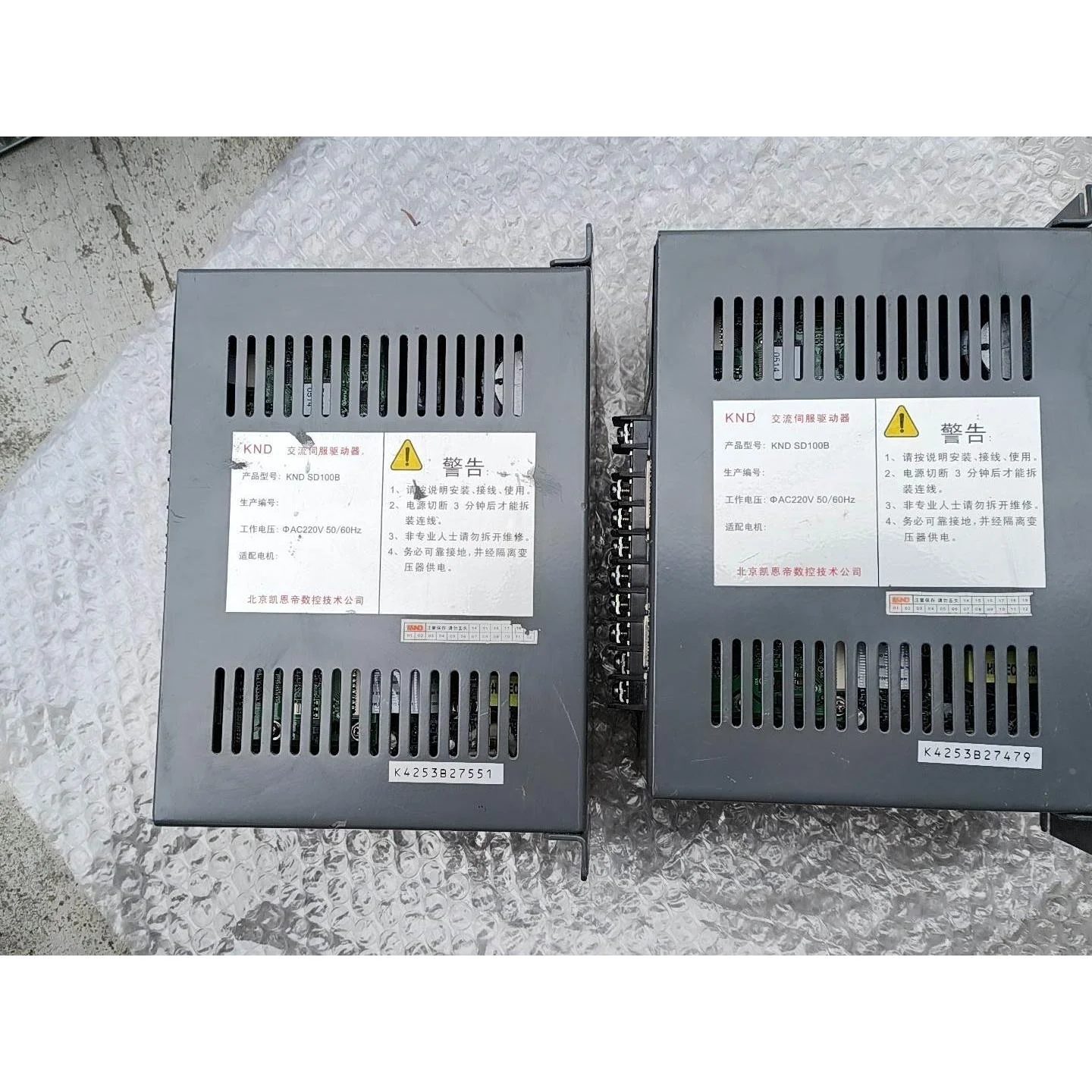 非标价KND SD100B凯恩帝伺服驱动器SD100实物拍摄，成色议价