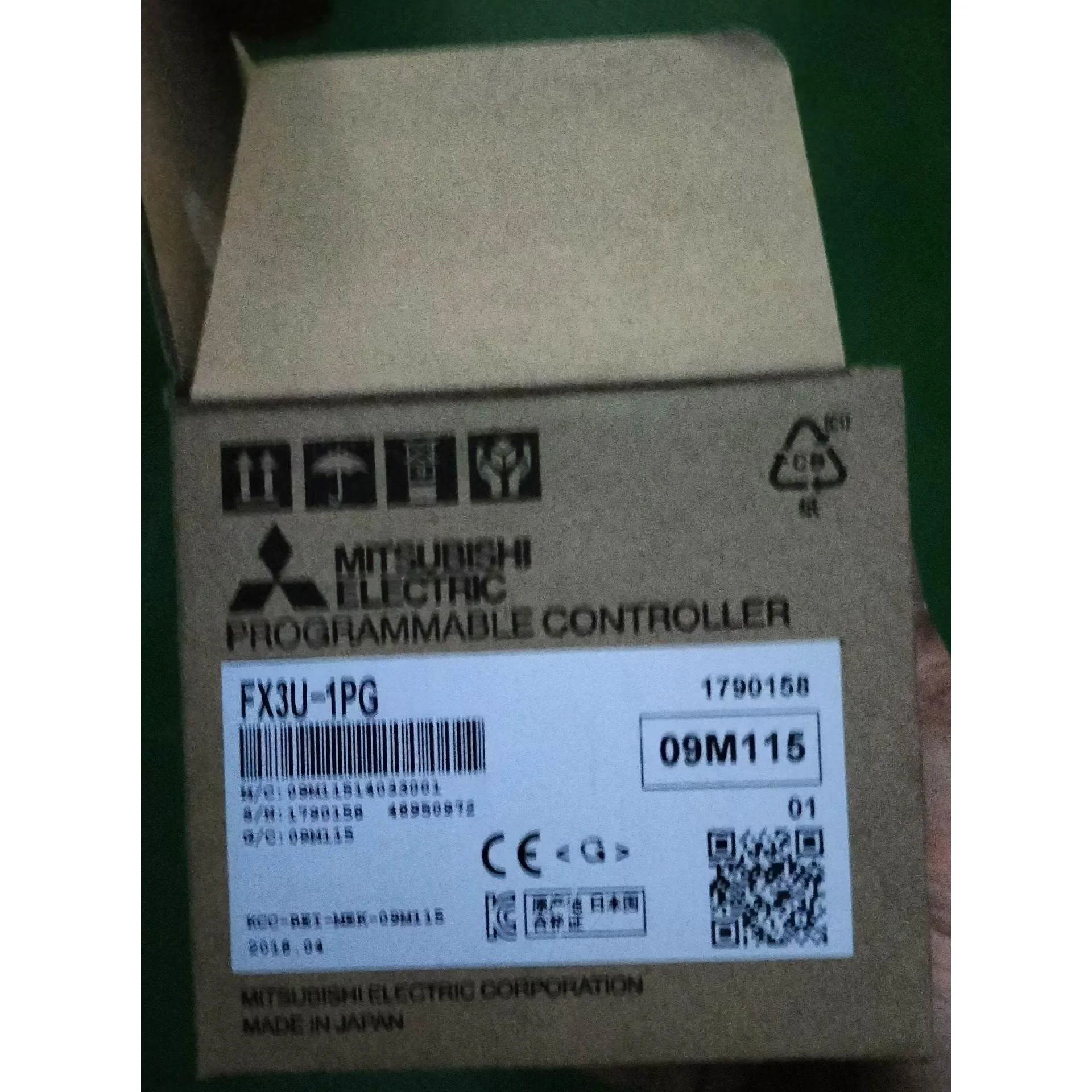 非标价全新三菱FX3U-1PG 。原装正品，可编程议价